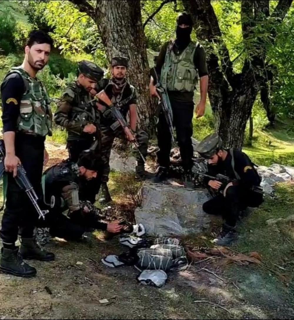 The Weekend Leader - Huge haul of explosive material recovered in J&K's Kupwara