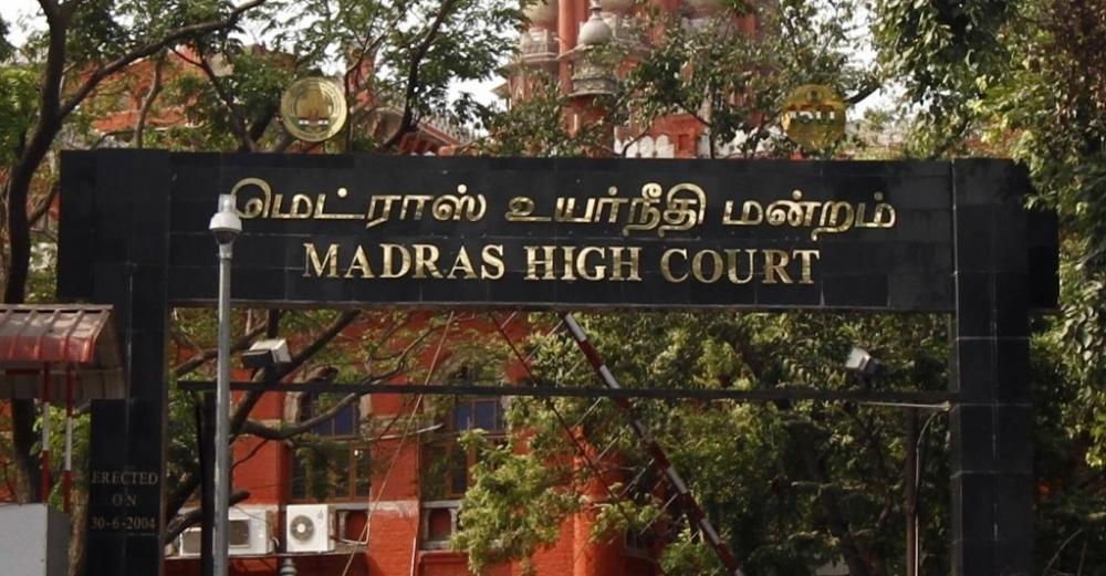 The Weekend Leader - Madras HC disallows 10% EWS quota in medical/dental seats