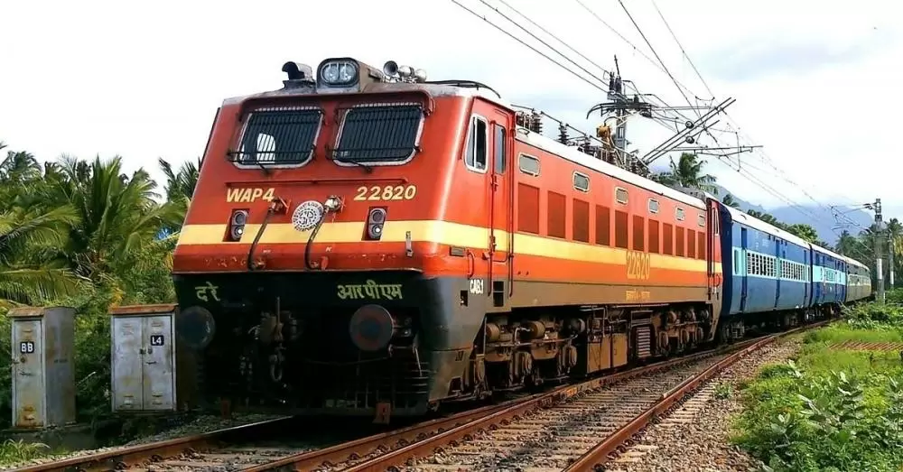 The Weekend Leader - Missed train from Delhi, get full ticket refund: Northern Railway