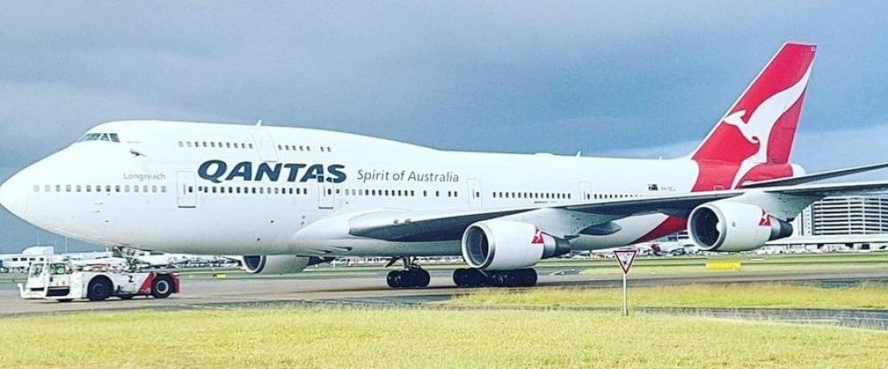 The Weekend Leader - Qantas posts significant loss due to Covid