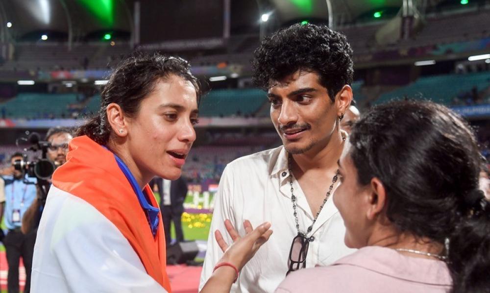 The Weekend Leader - Fans await update on Mandhana Muchhal marriage after sudden Sunday cancellation
