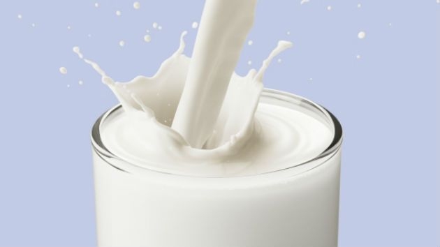 The Weekend Leader - Free home delivery of dairy products in Indore amid Covid surge