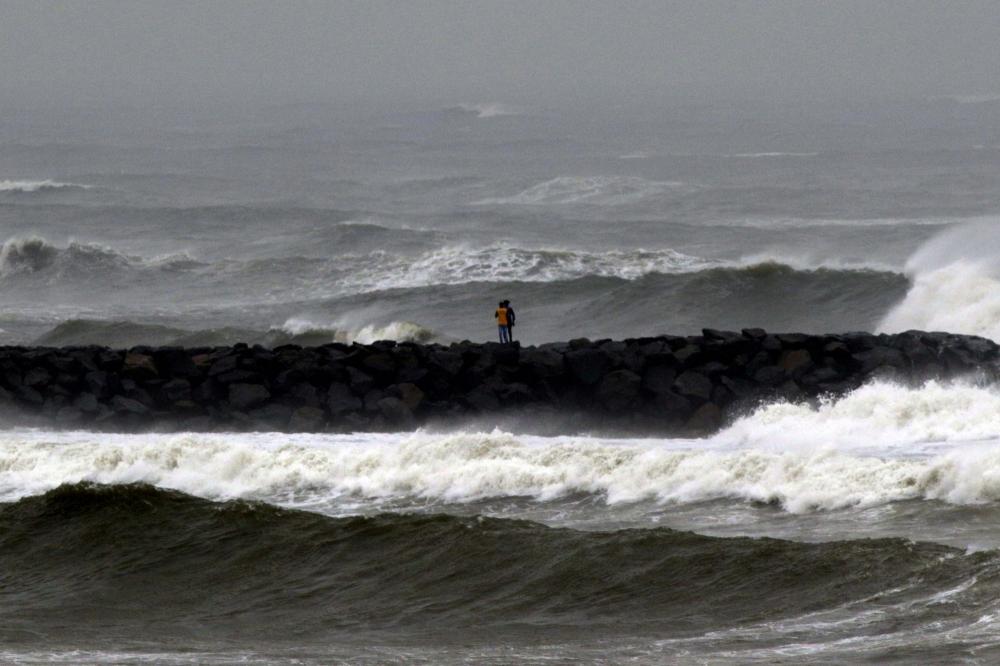 The Weekend Leader - Heavy rains lash coastal Andhra, 'Gulab' weakens into deep depression