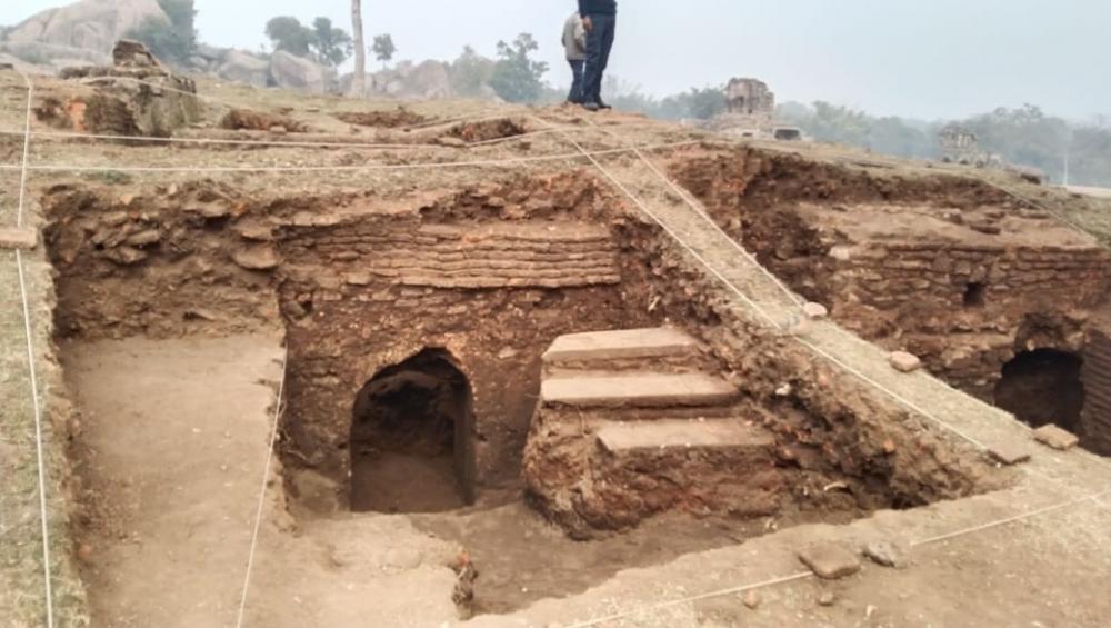 The Weekend Leader - Underground 'palace' of Naga kingdom excavated in Jharkhand, could yield many secrets