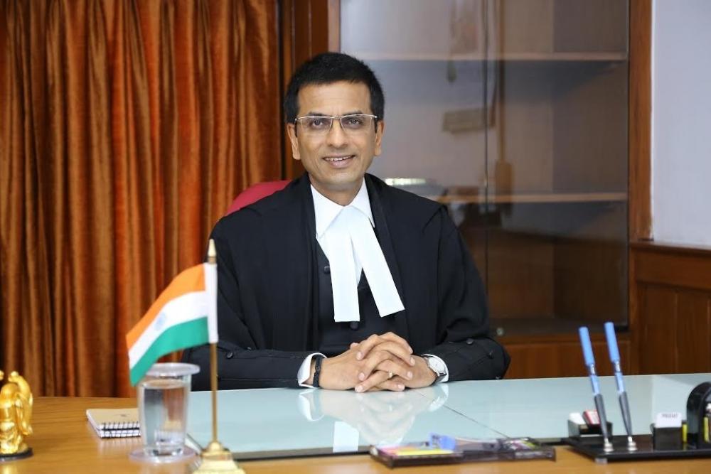 The Weekend Leader - Justice Chandrachud: Need to ensure unbiased press, can't rely on state to determine truth