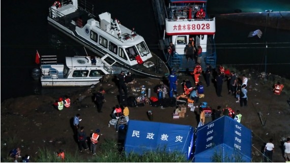 The Weekend Leader - Death toll from China boat capsize reaches 12