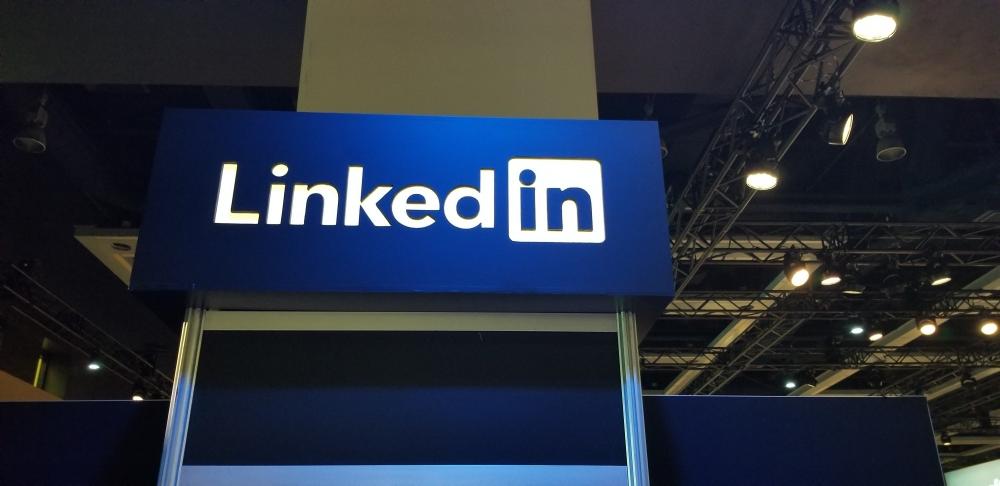 The Weekend Leader - LinkedIn adds new job filters to find remote work