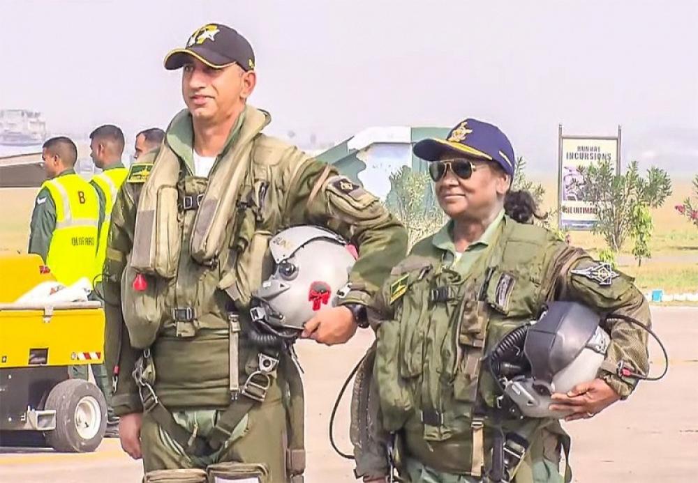 The Weekend Leader - President Droupadi Murmu Takes Rafale Sortie At Ambala Air Base