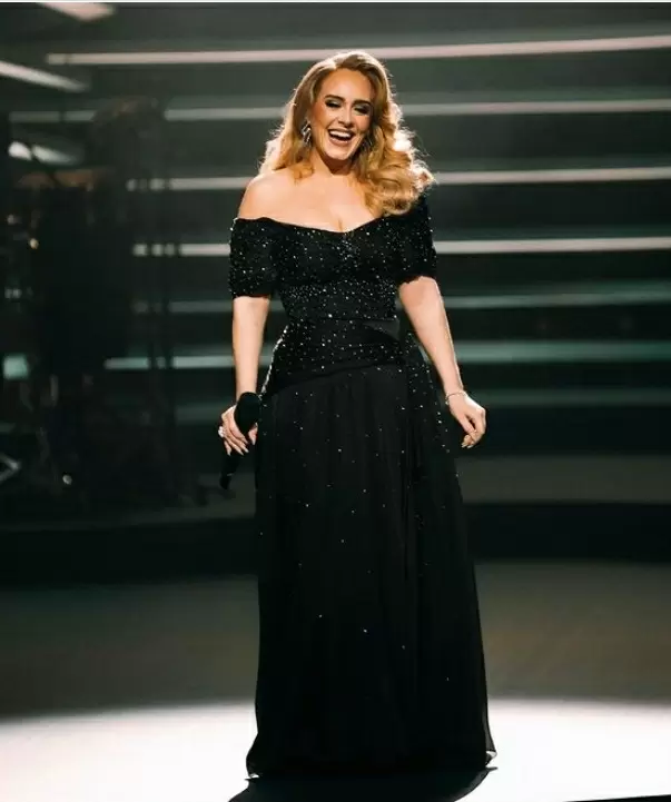 Adele's '30' has biggest bow of 2021