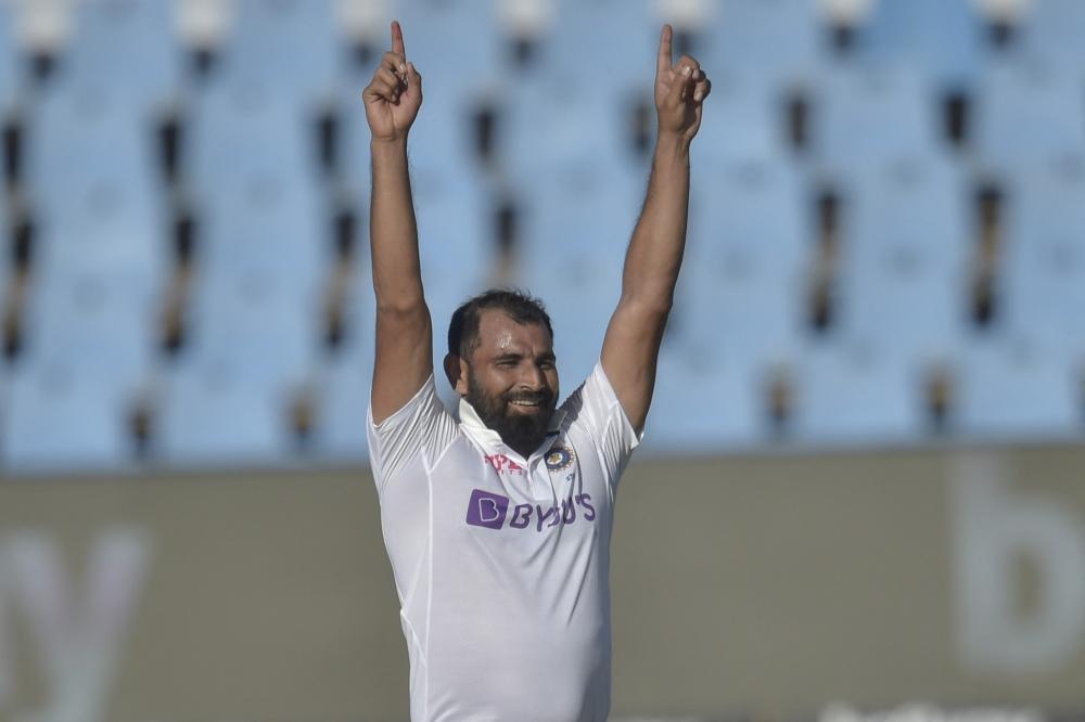 The Weekend Leader - SA v IND, 1st Test: Shami takes out Markram as South Africa try to chase a stiff 305