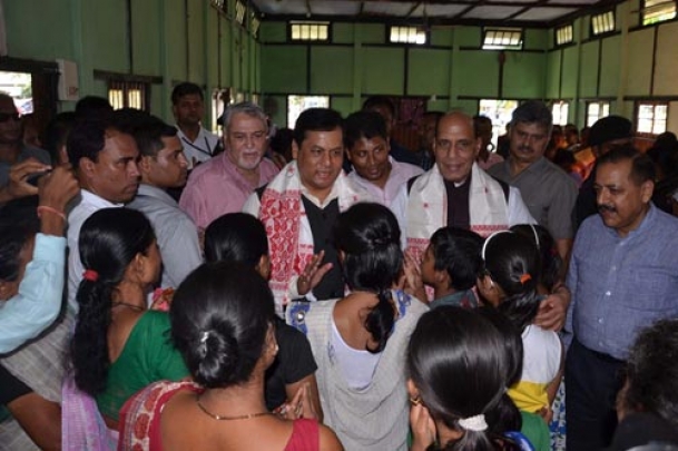 The Weekend Leader - Rajnath reviews Assam flood situation
