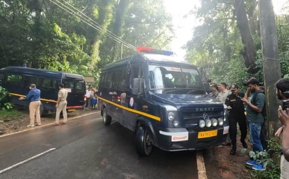 The Weekend Leader - Dharmasthala Mass Grave Probe: SIT Completes Exhumation at Second Site in Karnataka Forest