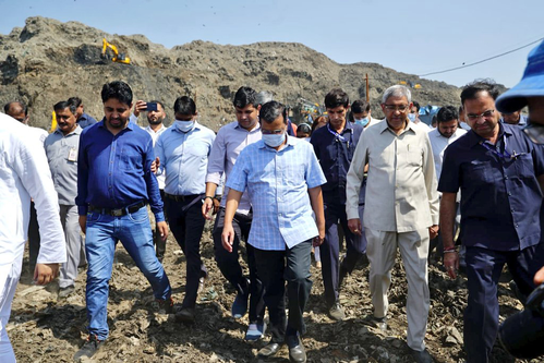 The Weekend Leader - Delhi on Track to Erase 'Garbage Mountains': CM Kejriwal Reveals Bhalswa Update