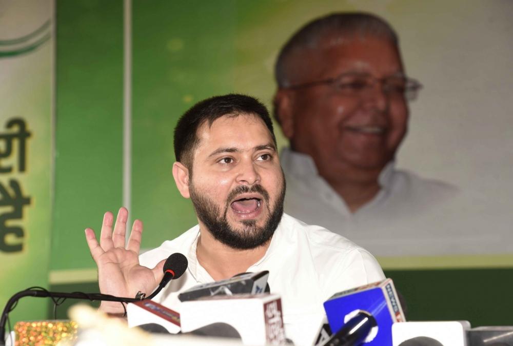 The Weekend Leader - ﻿RJD attacks Nitish govt for not providing security to Tejashwi