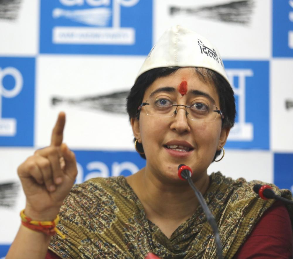 The Weekend Leader - AAP's Atishi accuses MCD, MHA of extorting money from traders