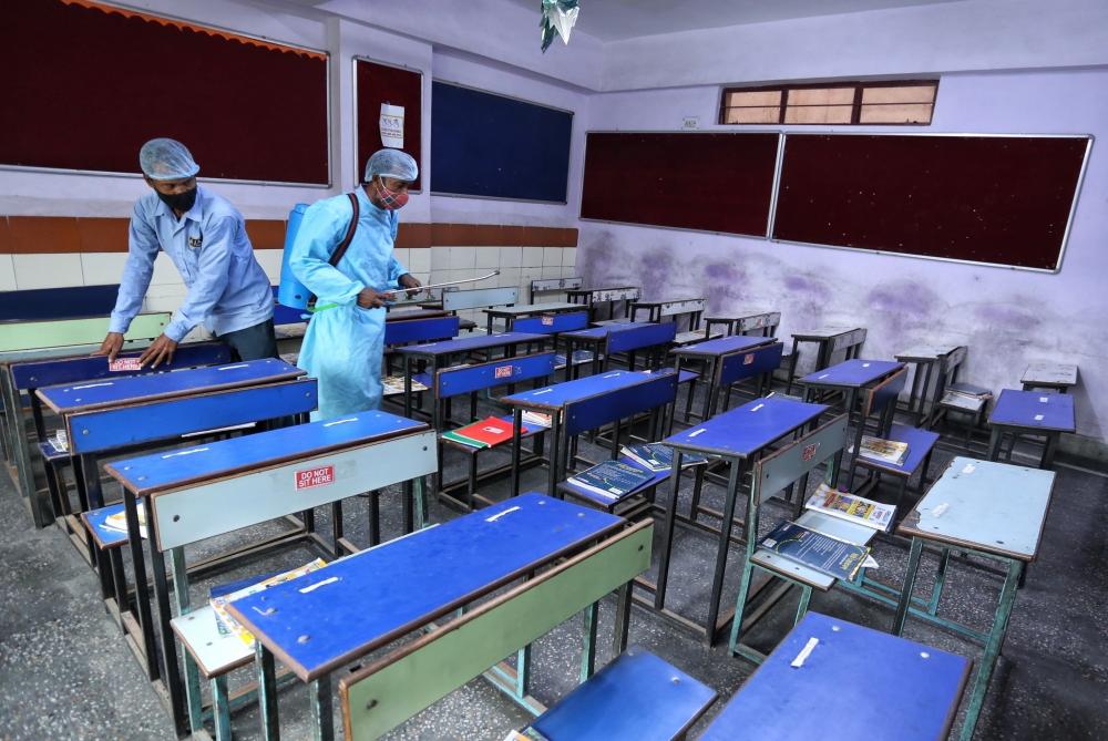 The Weekend Leader - Delhi schools gear up for students with sanitization, thermal scanners