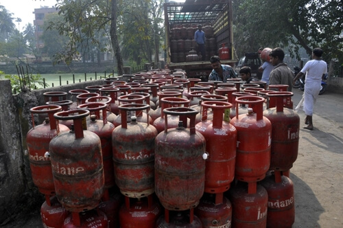 LPG delivery boys to spread awareness on face masks, hand-washing