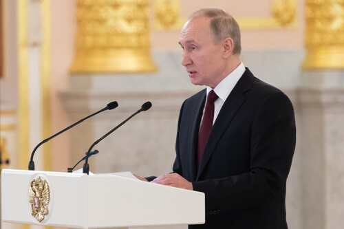 Putin signs law moving WWII end day to Sep 3