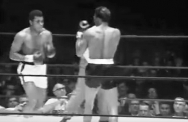 Boxing legend Muhammad Ali no more