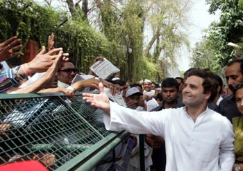 The Weekend Leader - Has Rahul Gandhi shot himself in the foot?