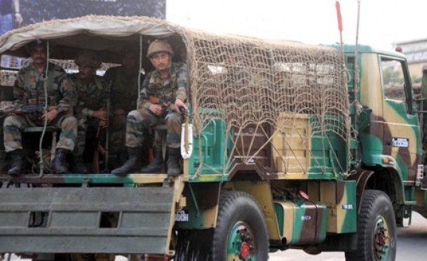 Five killed, 100 wounded; army called out in riot-hit Gujarat