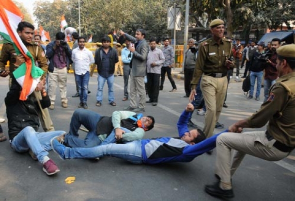 Kanhaiya sent to jail; student groups intensify protests