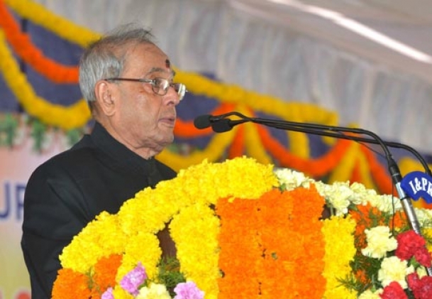 President hosts lunch for 100 women achievers