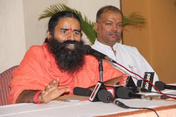 The Weekend Leader - Ramdev declines Padma Vibhushan