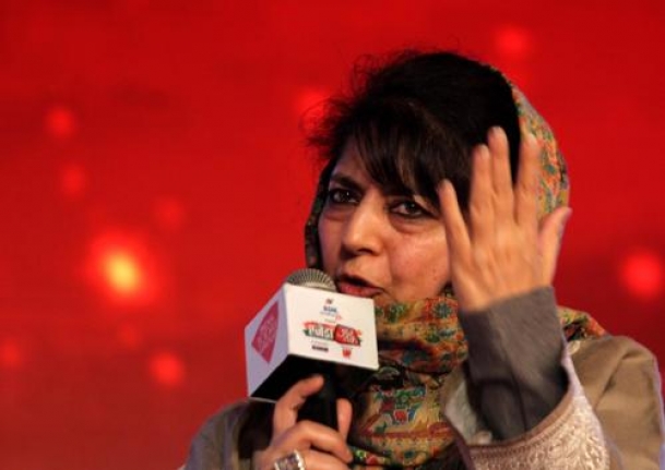 Mehbooba continues to keep everyone guessing