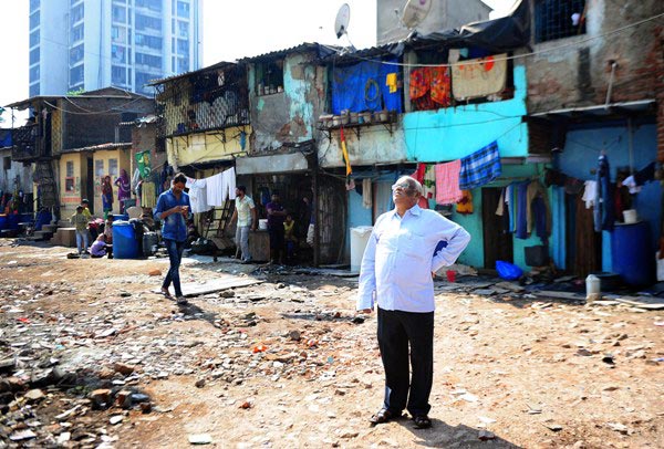 The Weekend Leader - Mumbai's Slum King is Person of the Year