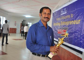 The Weekend Leader - School dropout entrepreneur shares success story at B School