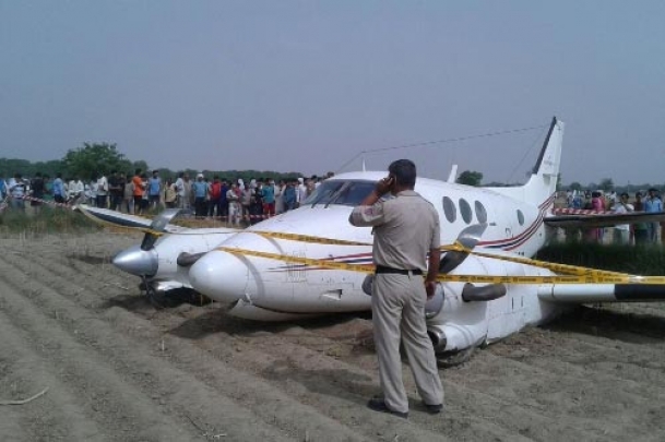 Air ambulance makes emergency landing in Delhi 