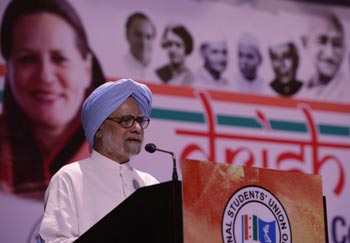 The Weekend Leader - Manmohan says never used public office to enrich myself