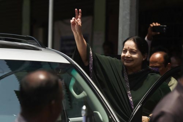 The Weekend Leader - Jayalalithaa promises plenty for everyone