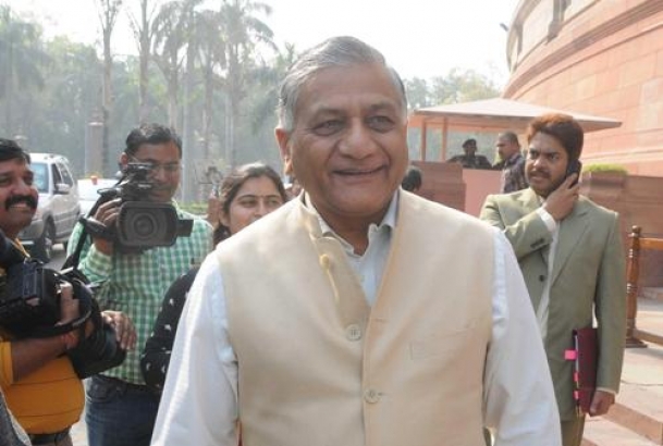 The Weekend Leader - V.K. Singh stirs row with 'dog' remark