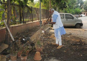 The Weekend Leader - Modi government releases names of black money holders