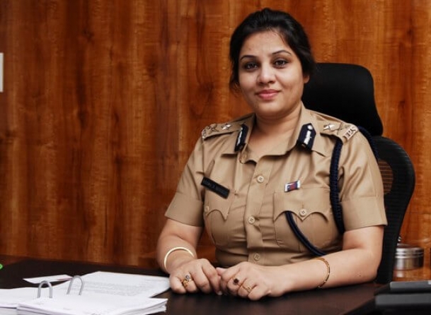 Super cop Roopa