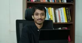 College dropout takes his net worth to Rs 100 crore at age 23 investing in stocks and launching fintech startup 
