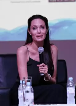 Angelina Jolie delivers emotional tribute to poet Amanda Gorman