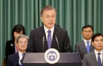 S.Korean Prez records highest approval in 2nd quarter than predecessors