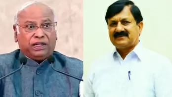 FIR lodged against ex-Karnataka minister for remarks on Kharge's complexion