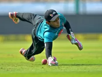 Mushfiqur Rahim no longer wants to keep wickets in T20Is: Domingo