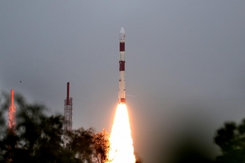 Andhra Guv, CM congratulate ISRO on successful launch of PSLV-C49