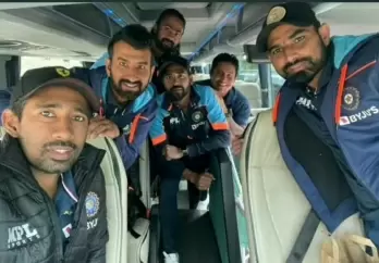 Indian team departs for London for 2nd Test against England