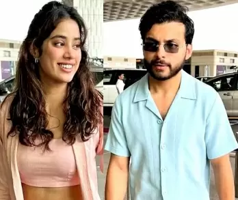 Janhvi Kapoor Spotted with Rumoured Beau Shikhar Pahariya at Mumbai Airport