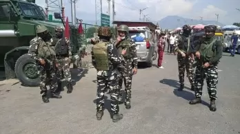 10 civilians injured in Srinagar grenade attack