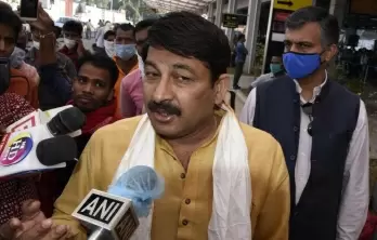 BJP MP Manoj Tiwari unhappy over restrictions imposed on Chhath celebrations