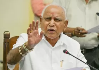 More trouble for Yediyurappa as IT raids on his close aide unearth Rs 750 cr