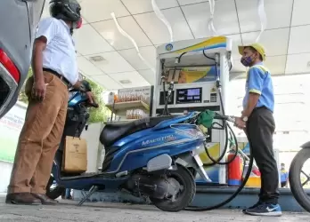 Petrol, diesel rates nearing a month without any revision