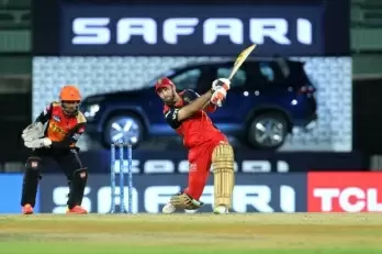Credit to RCB for allowing Maxwell to play the way he wants to: Parthiv
